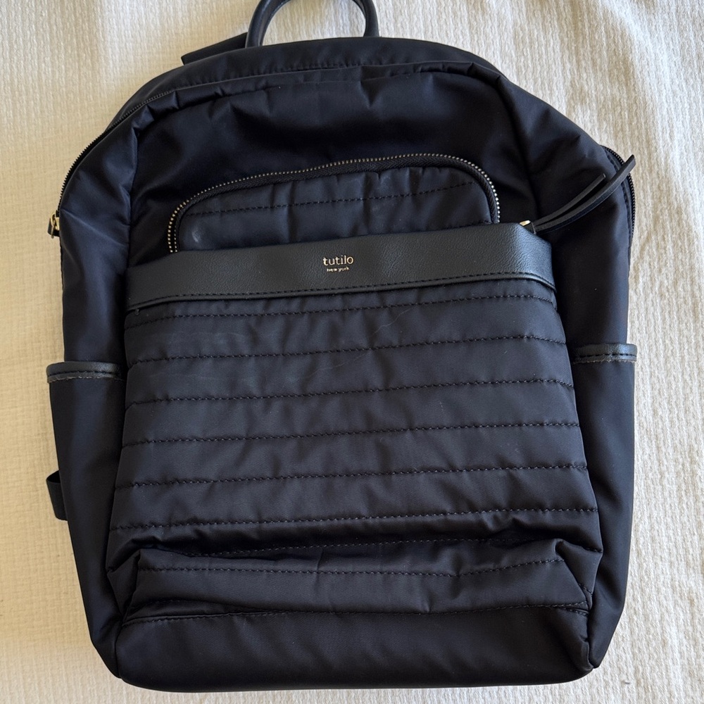 Tutilo New York black women's backpack
